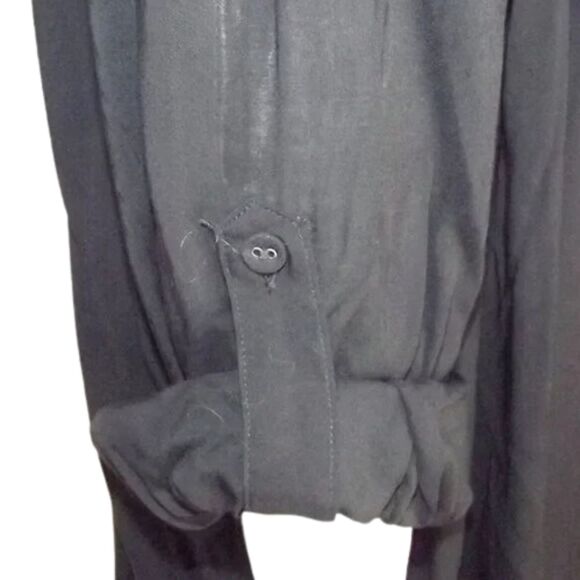 new TORRID Top, 4/4X, Black, Long Tab Sleeve, Pockets, Challis Pullover - Picture 3 of 15